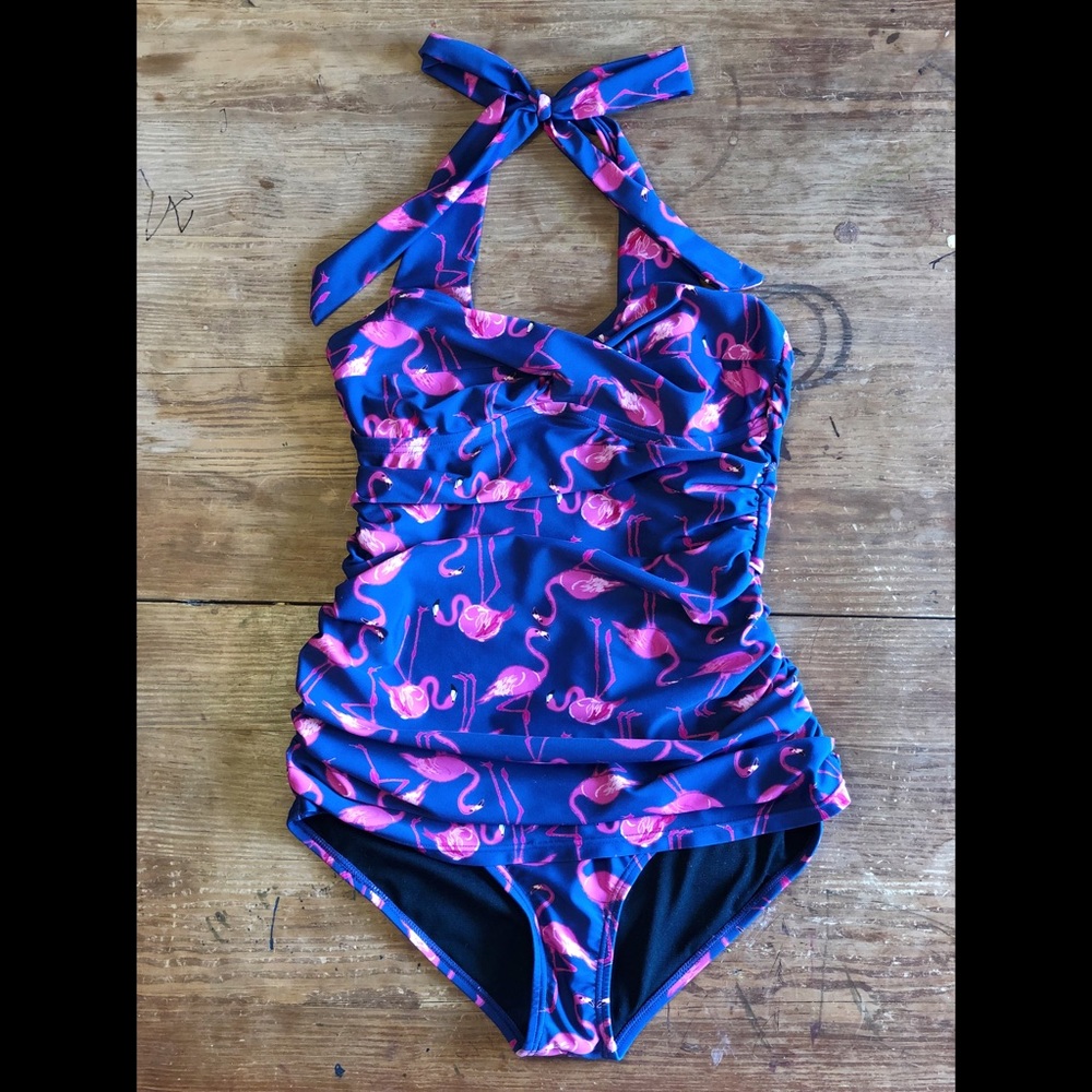 Unique Vintage swimsuit 🌸
